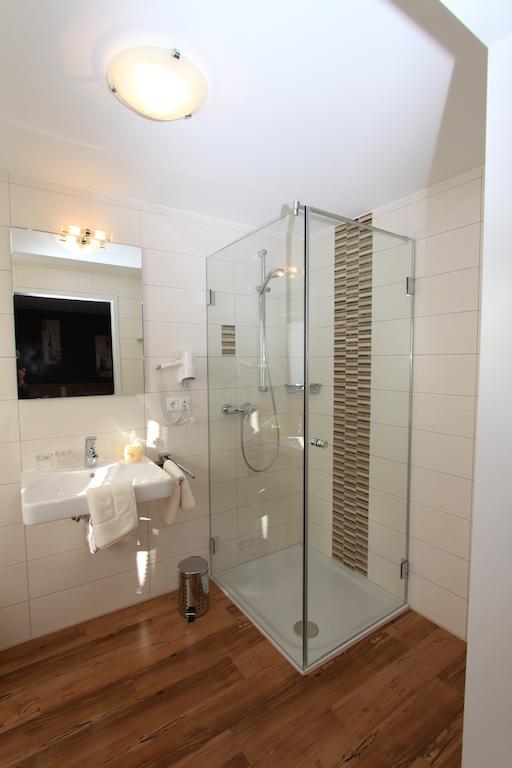 Hotel - Restaurant Eberlwirt Bruckberg Zimmer foto