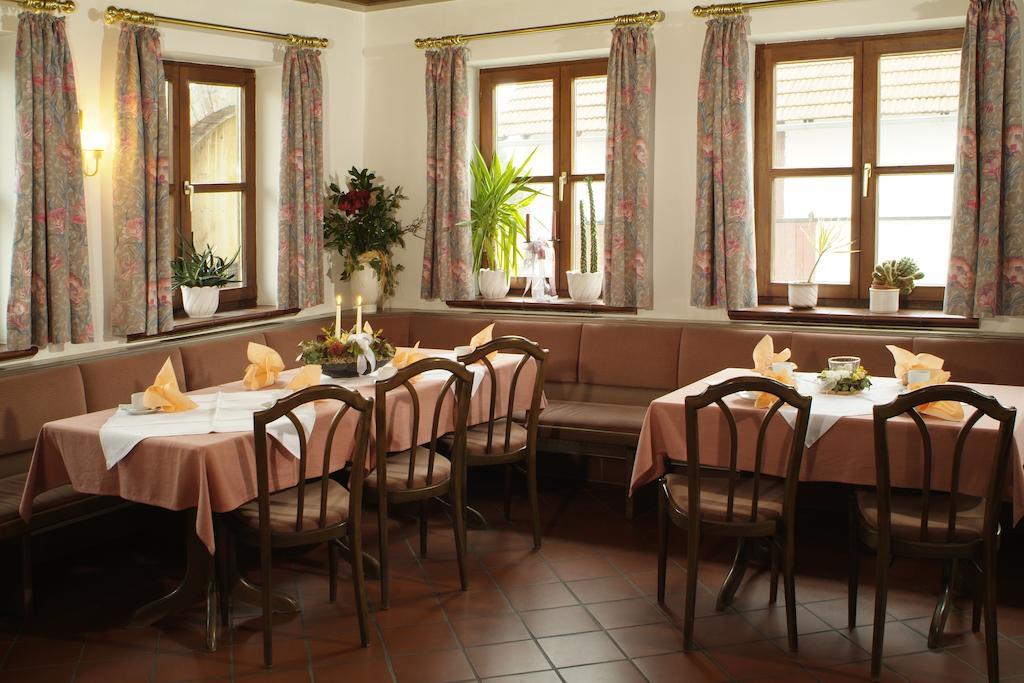 Hotel - Restaurant Eberlwirt Bruckberg Exterior foto